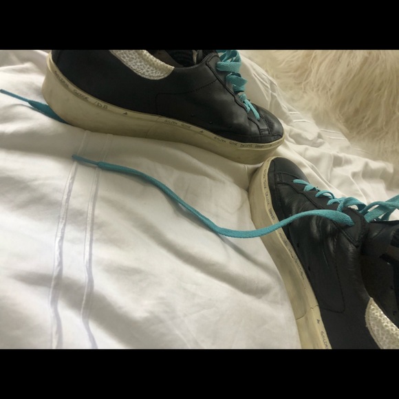 Golden Goose Sneakers - Picture 8 of 8